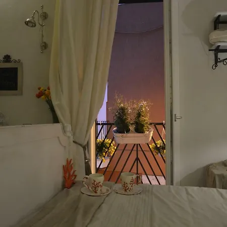 Mare Rooms Bari Old Town Center Exterior photo
